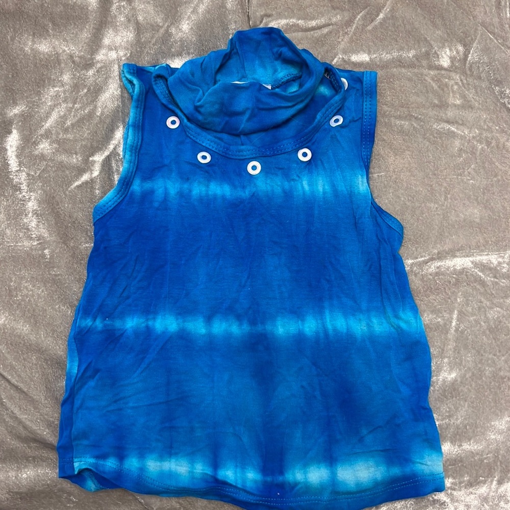 Sofi mock turtle open neck tank